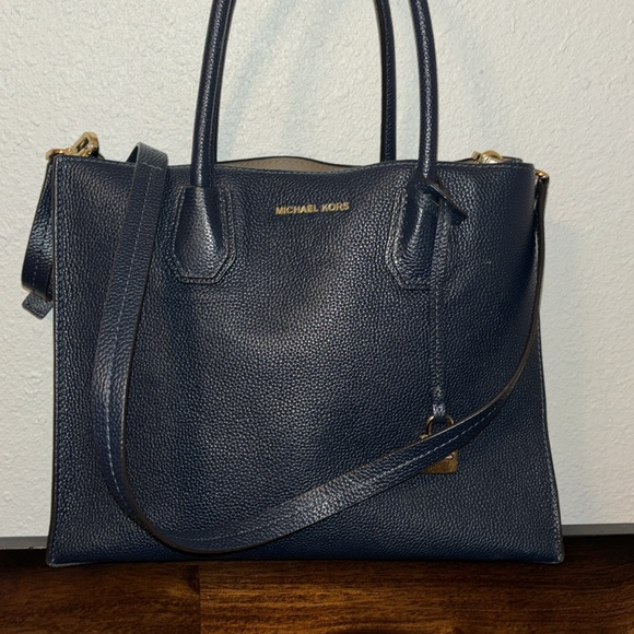 Michael Kors Mercer Large Pebbled Leather Accordion Tote Bag - Picture 12 of 13